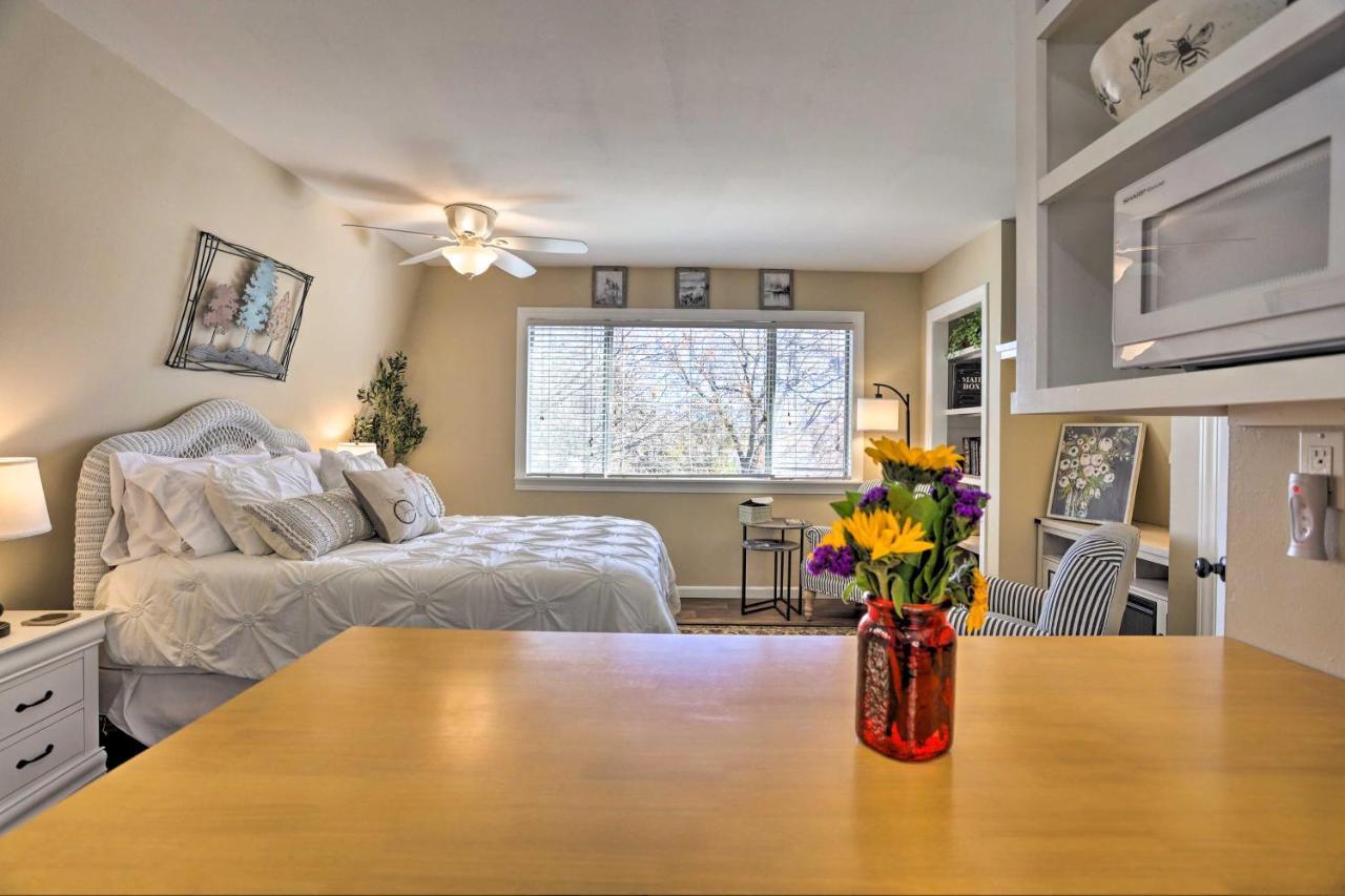 Lake Arrowhead Studio With Private Hot Tub! Eksteriør billede